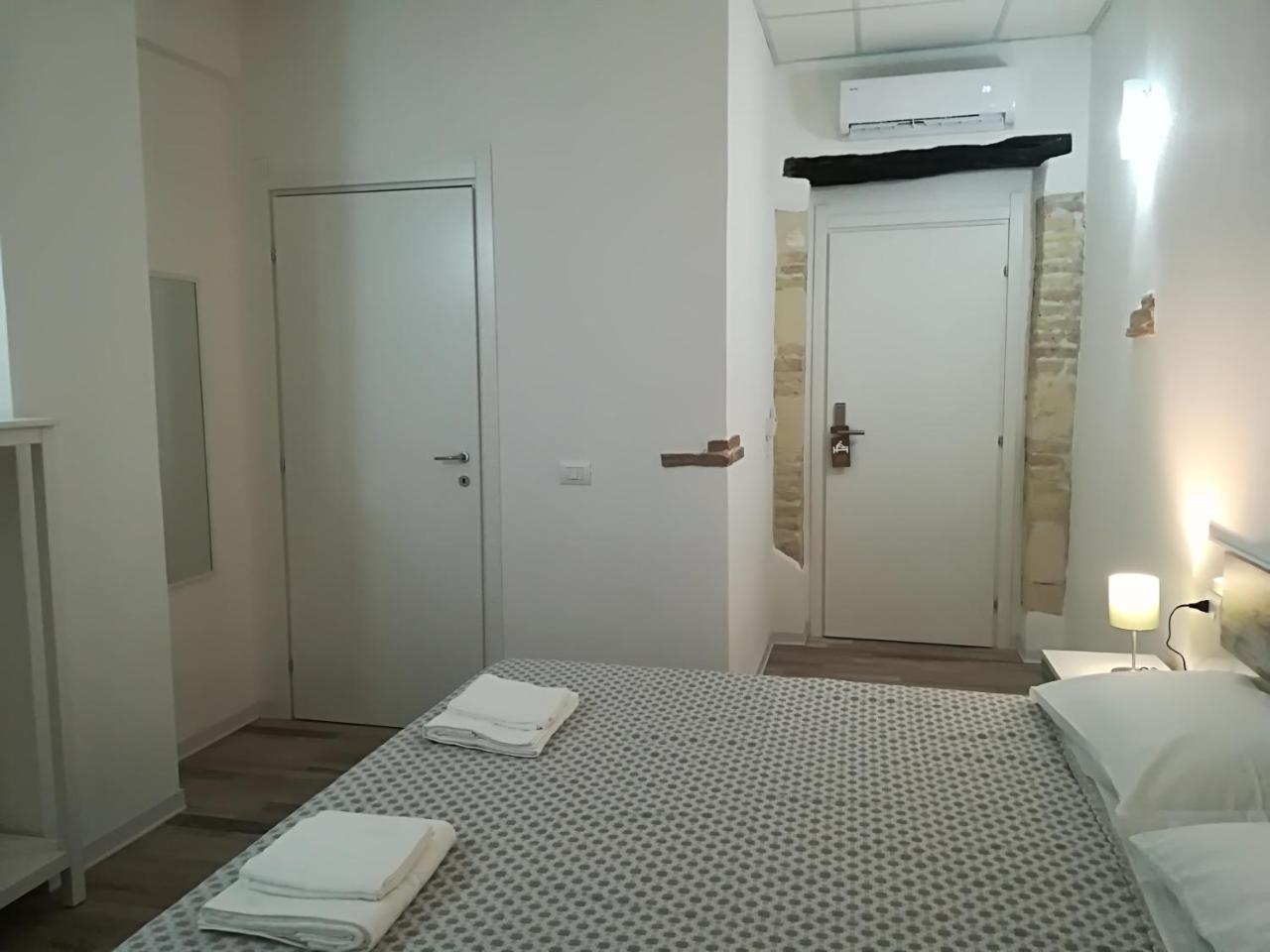 Bed and Breakfast B.House Cagliari Zewnętrze zdjęcie